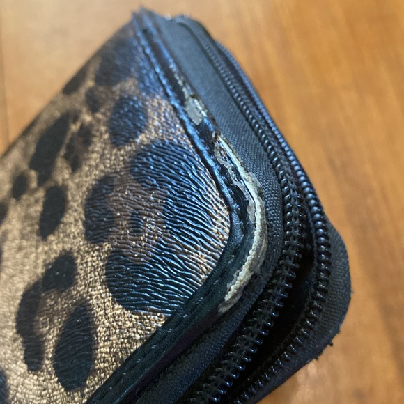 Lula Leopard print Wallet - Picture 8 of 9